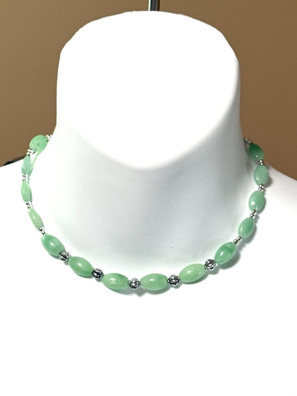 Genuine Green Chalcedony Short Necklace, Natural Gemstone Beaded Choker Necklace